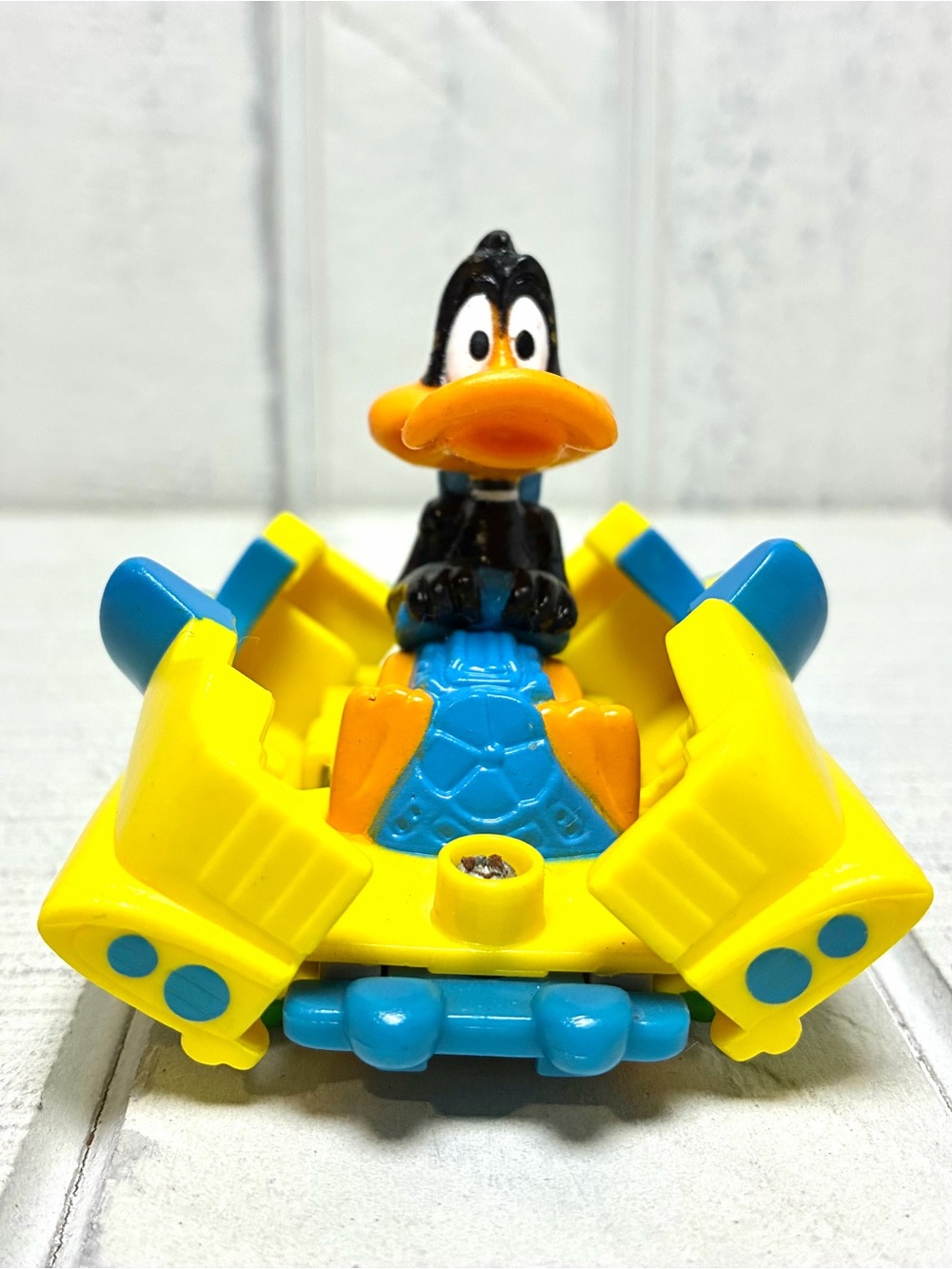 Warner Bros. Looney Tunes Daffy Duck Quack Up Car Vintage Happy Meal Toy 1992